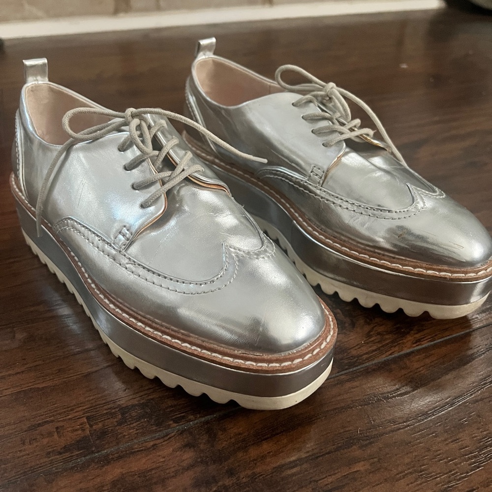 [Zara] Silver Metallic Platform Oxfords